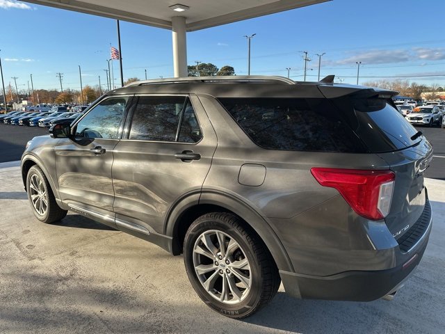 Certified 2023 Ford Explorer Limited w/ Equipment Group 301A image 4