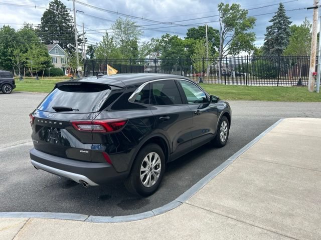 Certified 2023 Ford Escape Active AWD/4WD image 4
