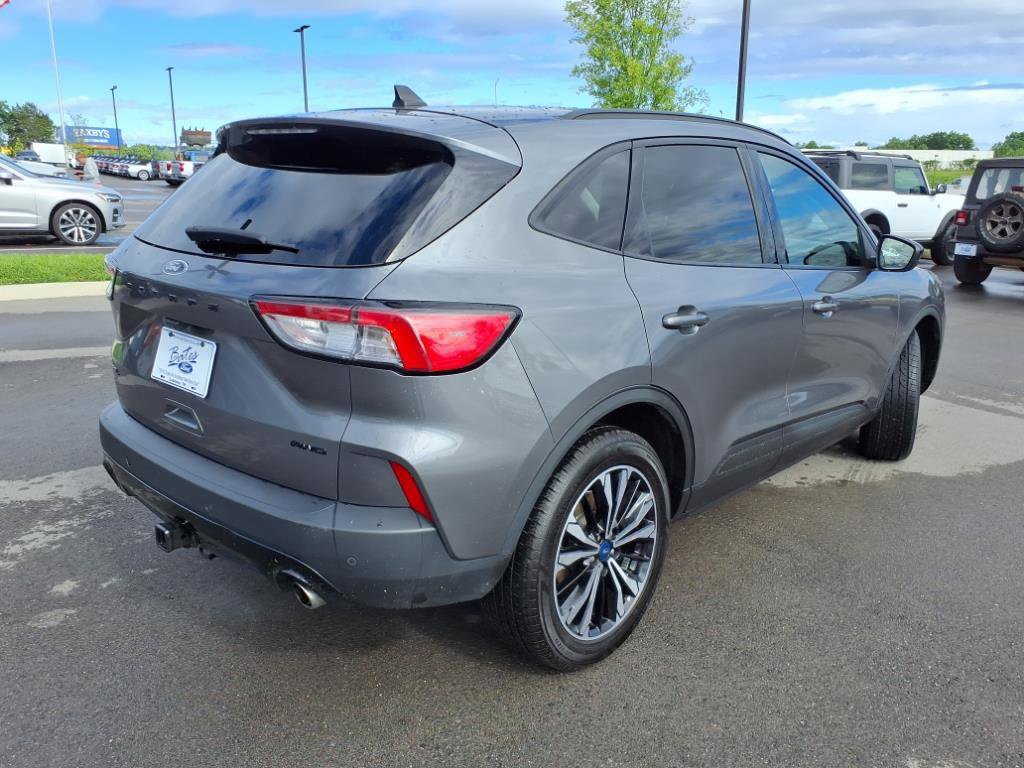 Certified 2022 Ford Escape SEL w/ SEL Stealth AWD Package image 5