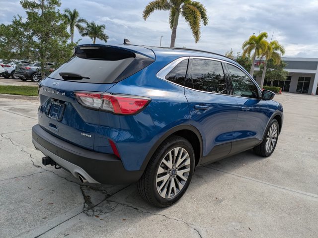 Certified 2022 Ford Escape Titanium w/ Class II Trailer Tow Package image 4