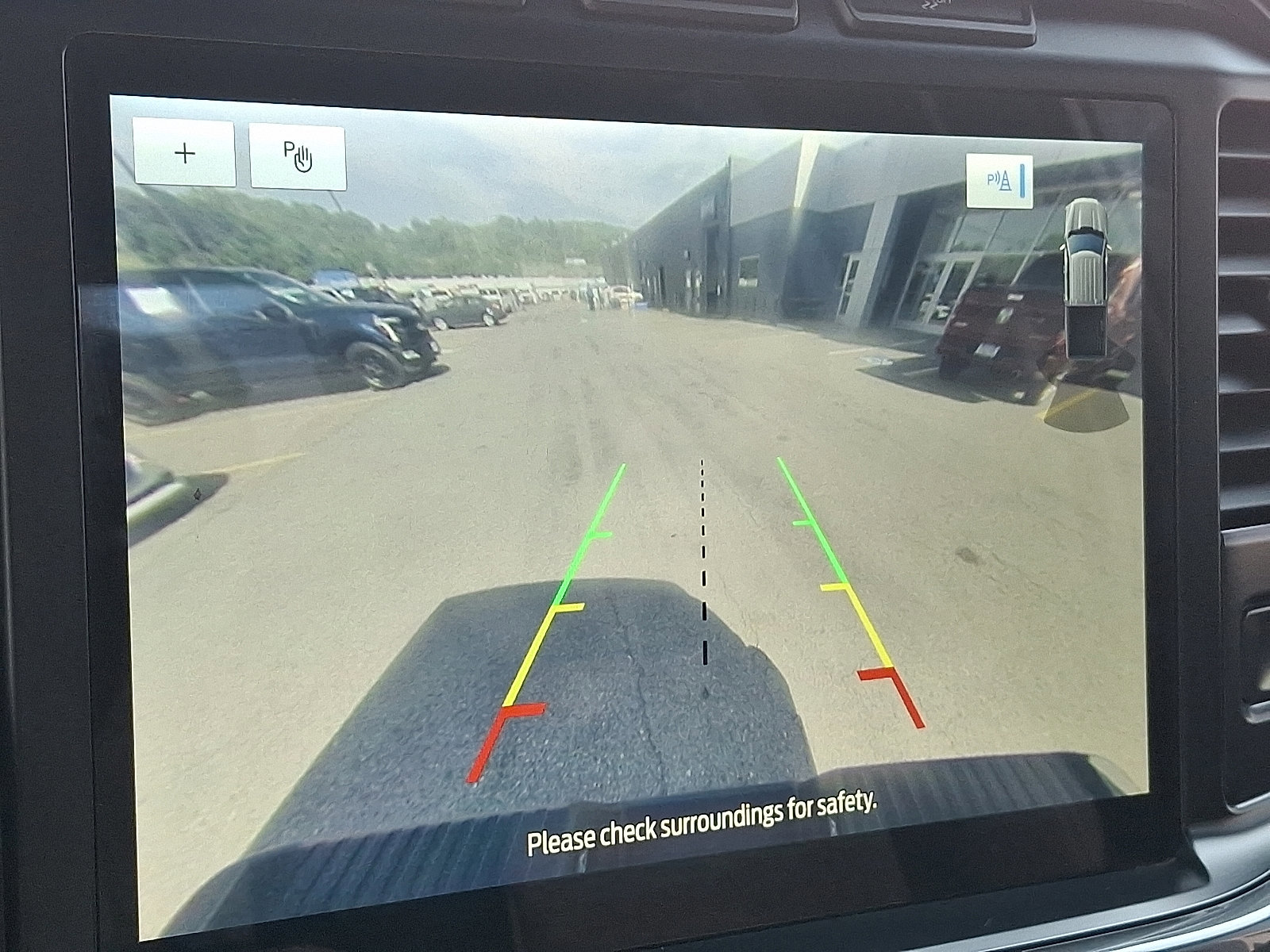 Certified 2022 Ford F150 XLT w/ Equipment Group 302A High image 17