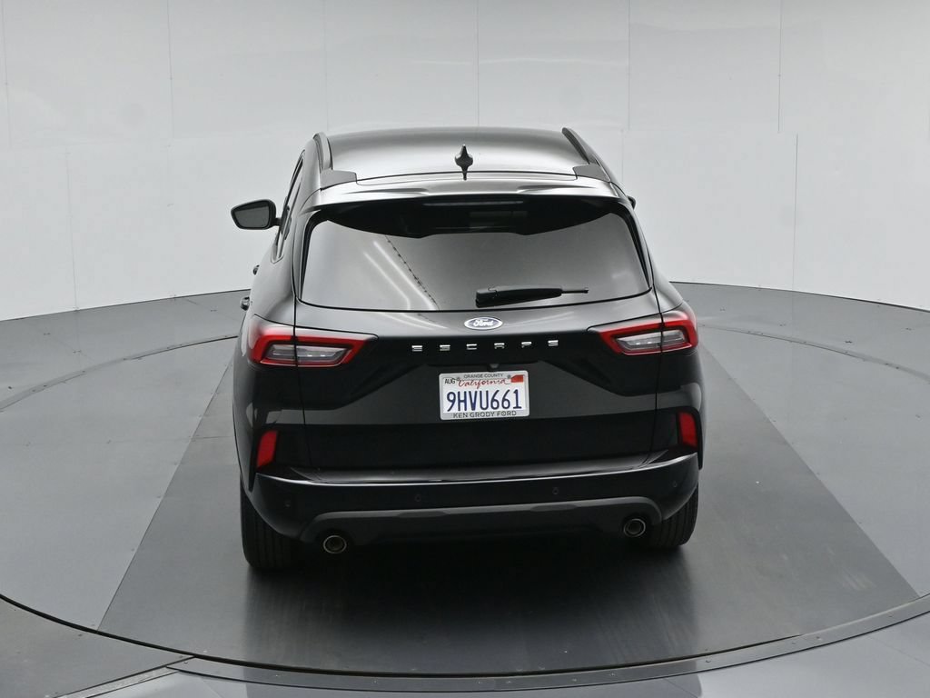 Certified 2023 Ford Escape ST-Line w/ Tech Pack #1 FWD image 43