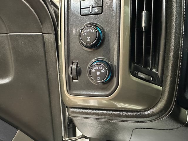 Used 2017 Chevrolet Silverado 1500 High Country AWD/4WD image 18