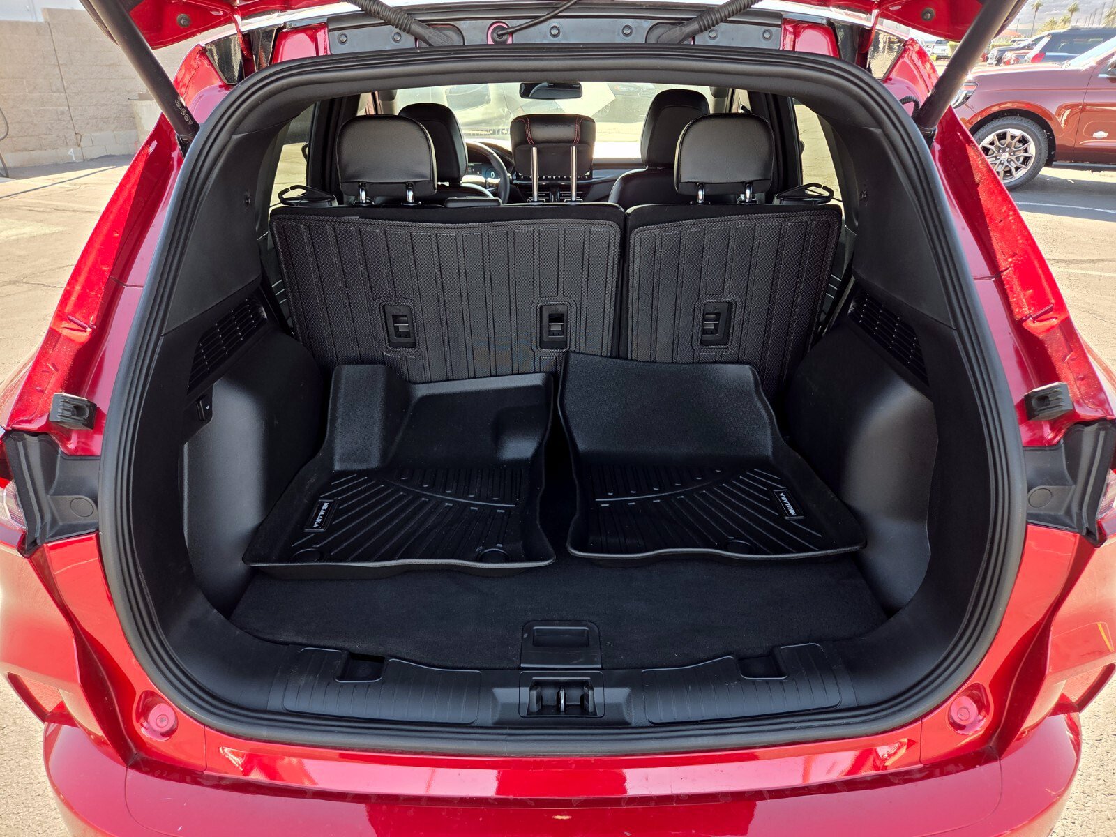 Certified 2024 Ford Escape ST-Line Elite w/ Premium Technology Package AWD/4WD image 14