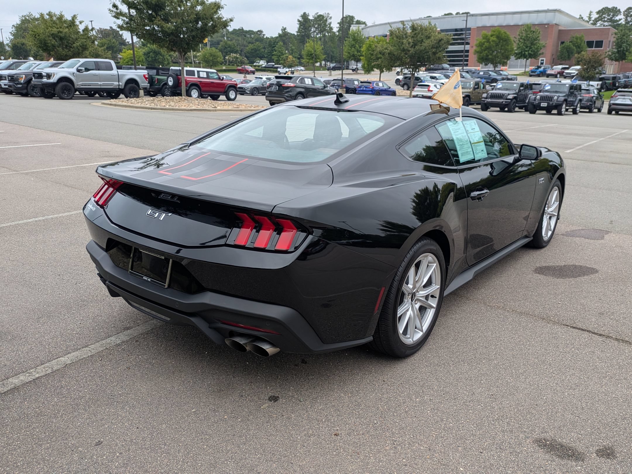 Certified 2025 Ford Mustang GT Premium RWD image 4
