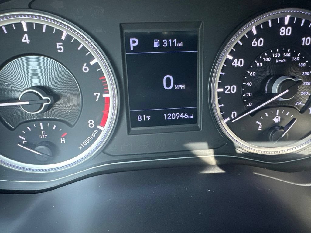 Used 2019 Hyundai Santa Fe SE AWD/4WD image 16