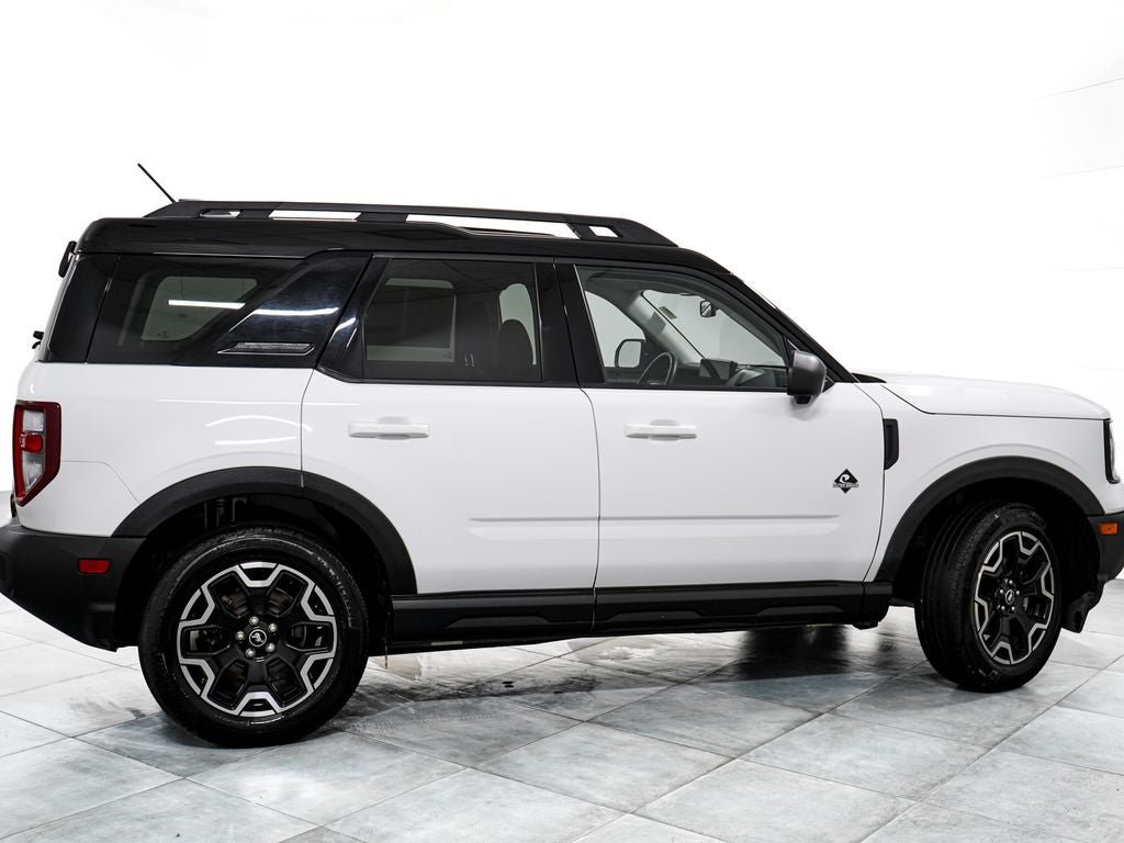 Certified 2025 Ford Bronco Sport Outer Banks w/ Outer Banks Tech Package+ AWD/4WD image 7