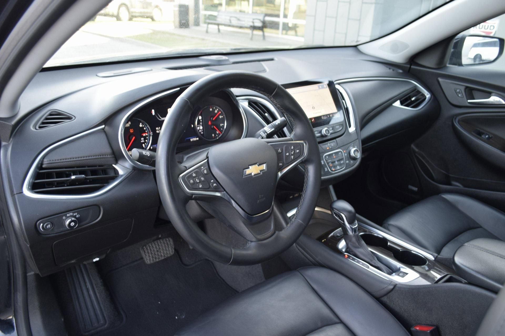 Used 2024 Chevrolet Malibu LT image 17