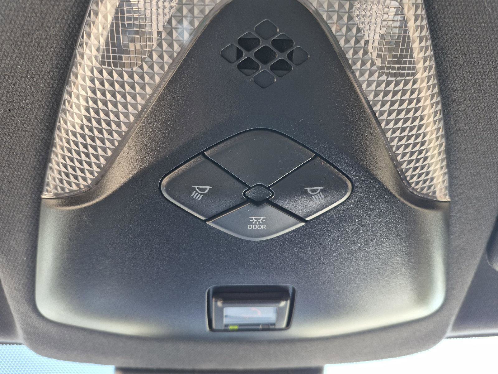 Used 2021 Toyota C-HR XLE image 23