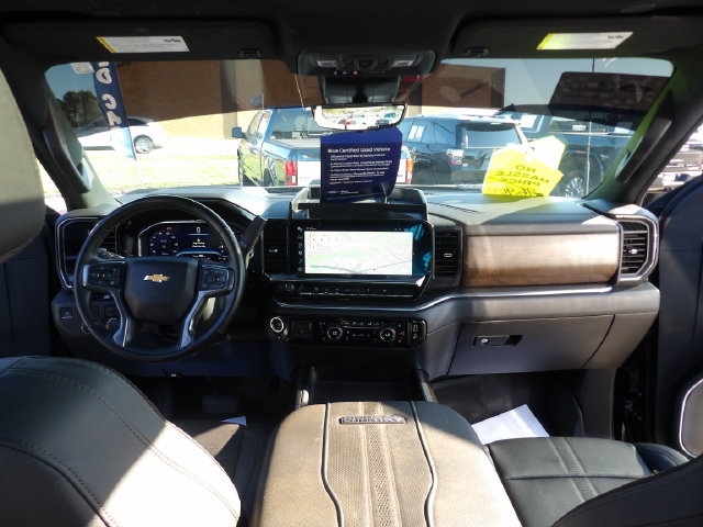 Used 2025 Chevrolet Silverado 3500 High Country w/ High Country Premium Package AWD/4WD image 16