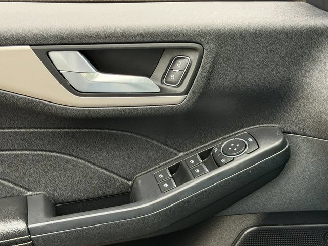 Certified 2021 Ford Escape SE w/ SE Sport Appearance Package FWD image 27