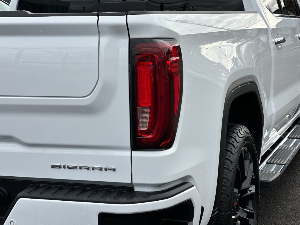 Used 2023 GMC Sierra 1500 Denali w/ Technology Package AWD/4WD image 24
