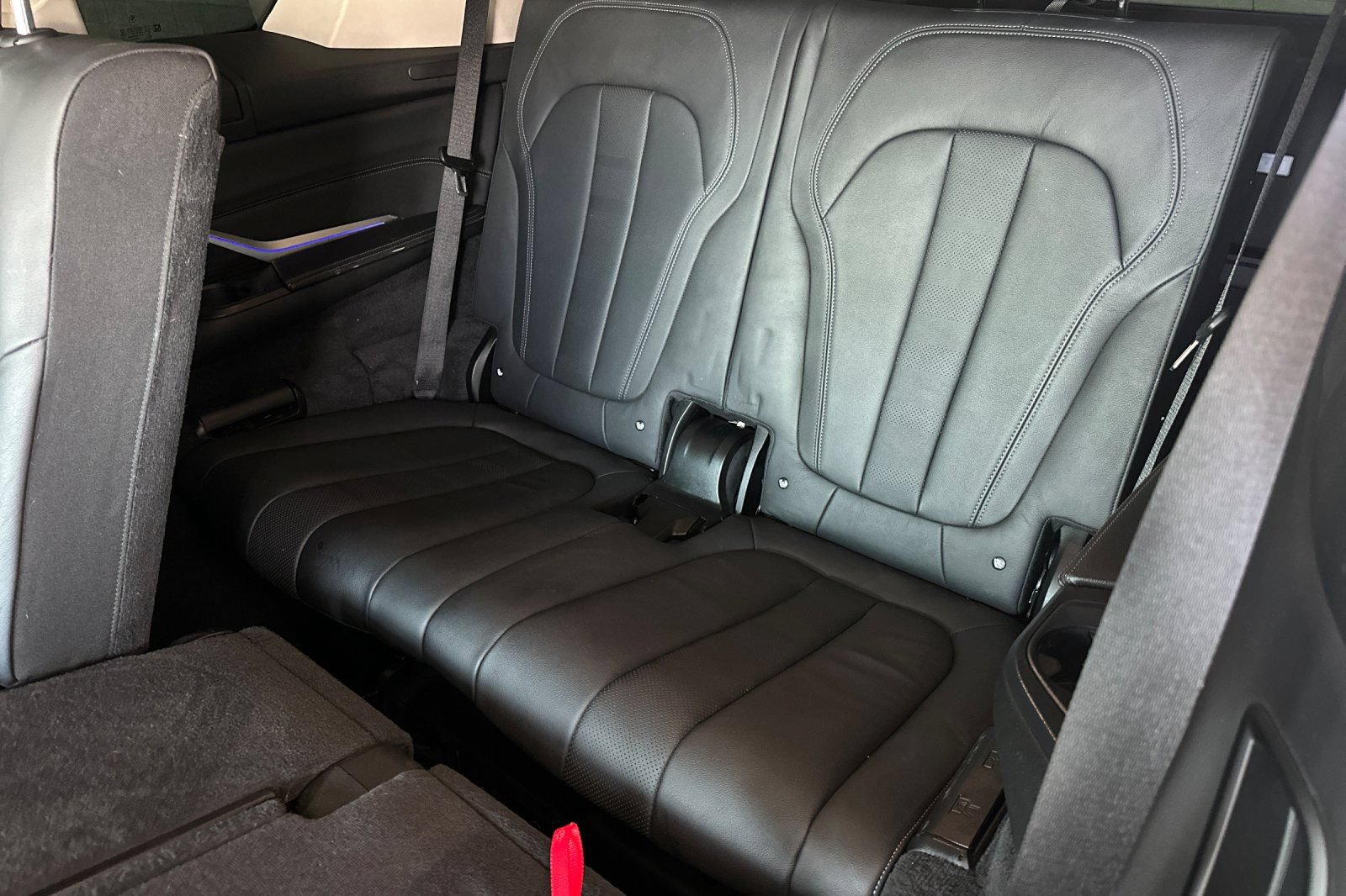 Used 2020 BMW X7 xDrive40i w/ Cold Weather Package AWD/4WD image 14