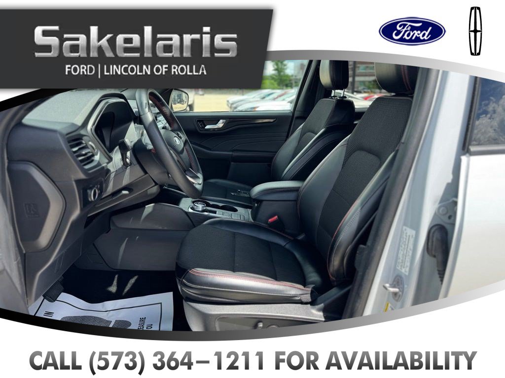 Certified 2025 Ford Escape ST-Line AWD/4WD image 12