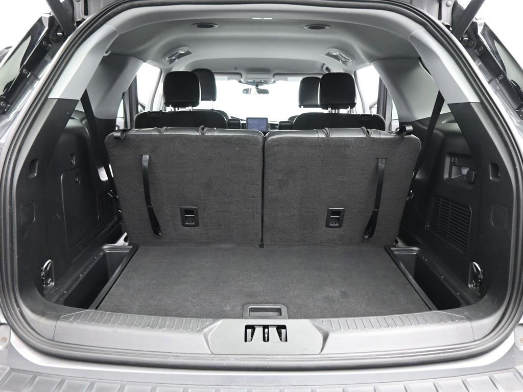 Certified 2023 Ford Explorer XLT w/ Equipment Group 202A image 25