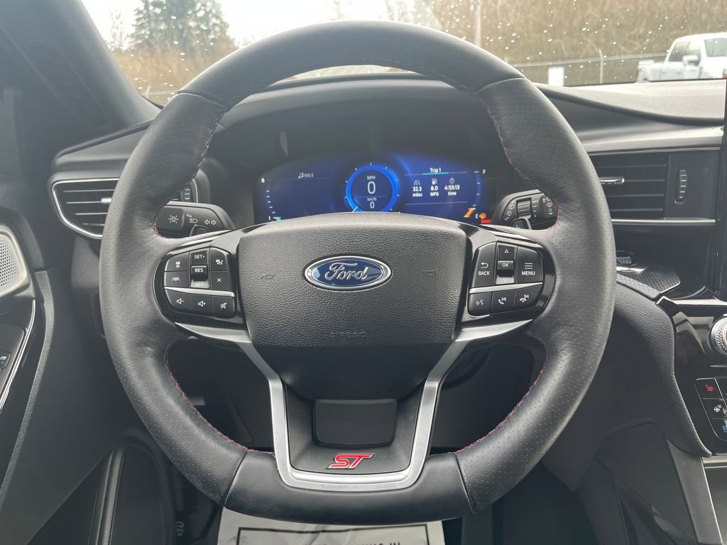 Certified 2024 Ford Explorer ST w/ Technology Package image 18