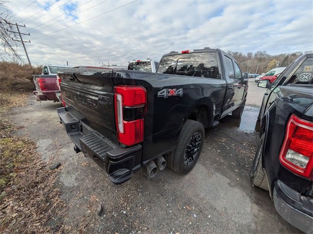 Certified 2025 Ford F350 Platinum image 5