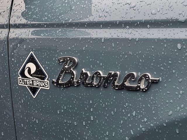 Certified 2022 Ford Bronco Outer Banks w/ Sasquatch Package image 10