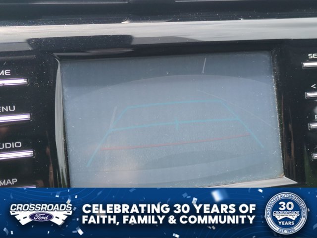 Used 2019 Toyota Camry SE FWD image 23