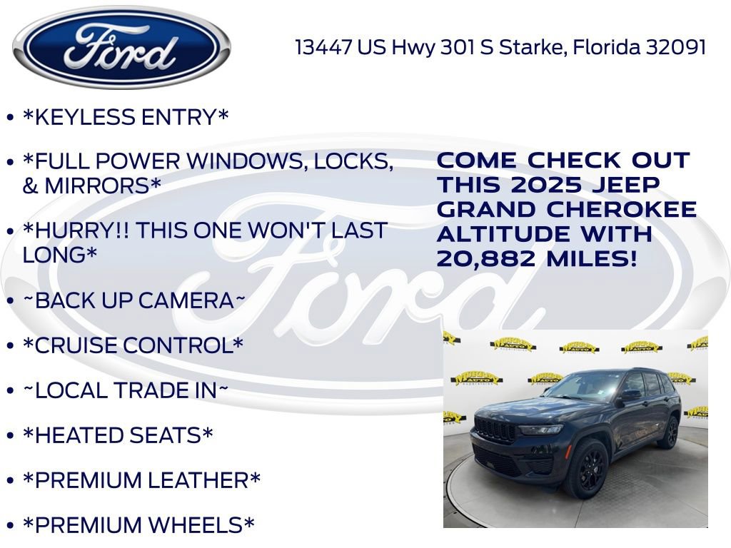Used 2025 Jeep Grand Cherokee Altitude AWD/4WD image 10