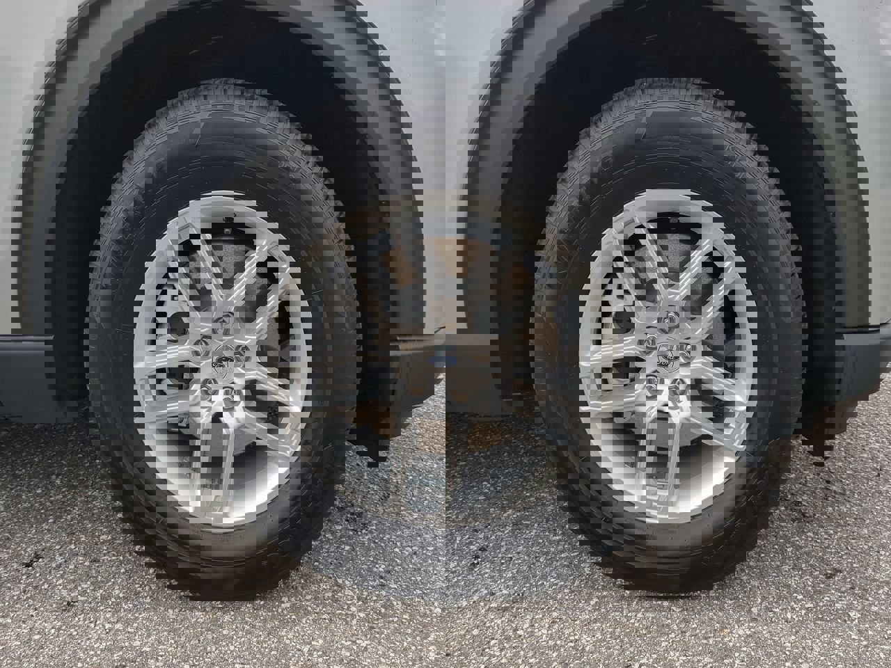 Certified 2025 Ford Explorer Active w/ Active Comfort Package image 9