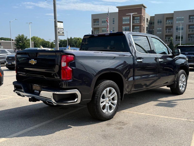 Used 2022 Chevrolet Silverado 1500 LTZ w/ Z71 Off-Road Package image 3