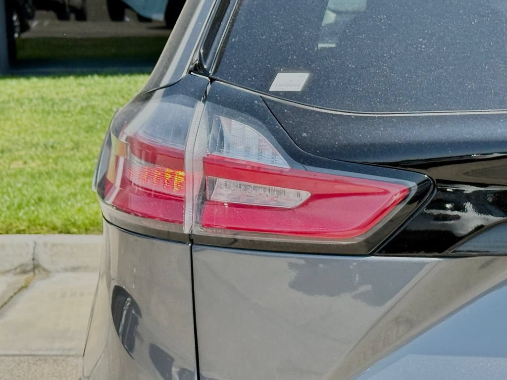 Certified 2022 Ford Edge SEL AWD/4WD image 15