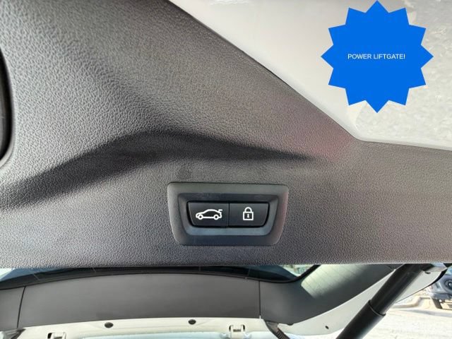 Used 2021 BMW X7 xDrive40i w/ M Sport Package AWD/4WD image 32