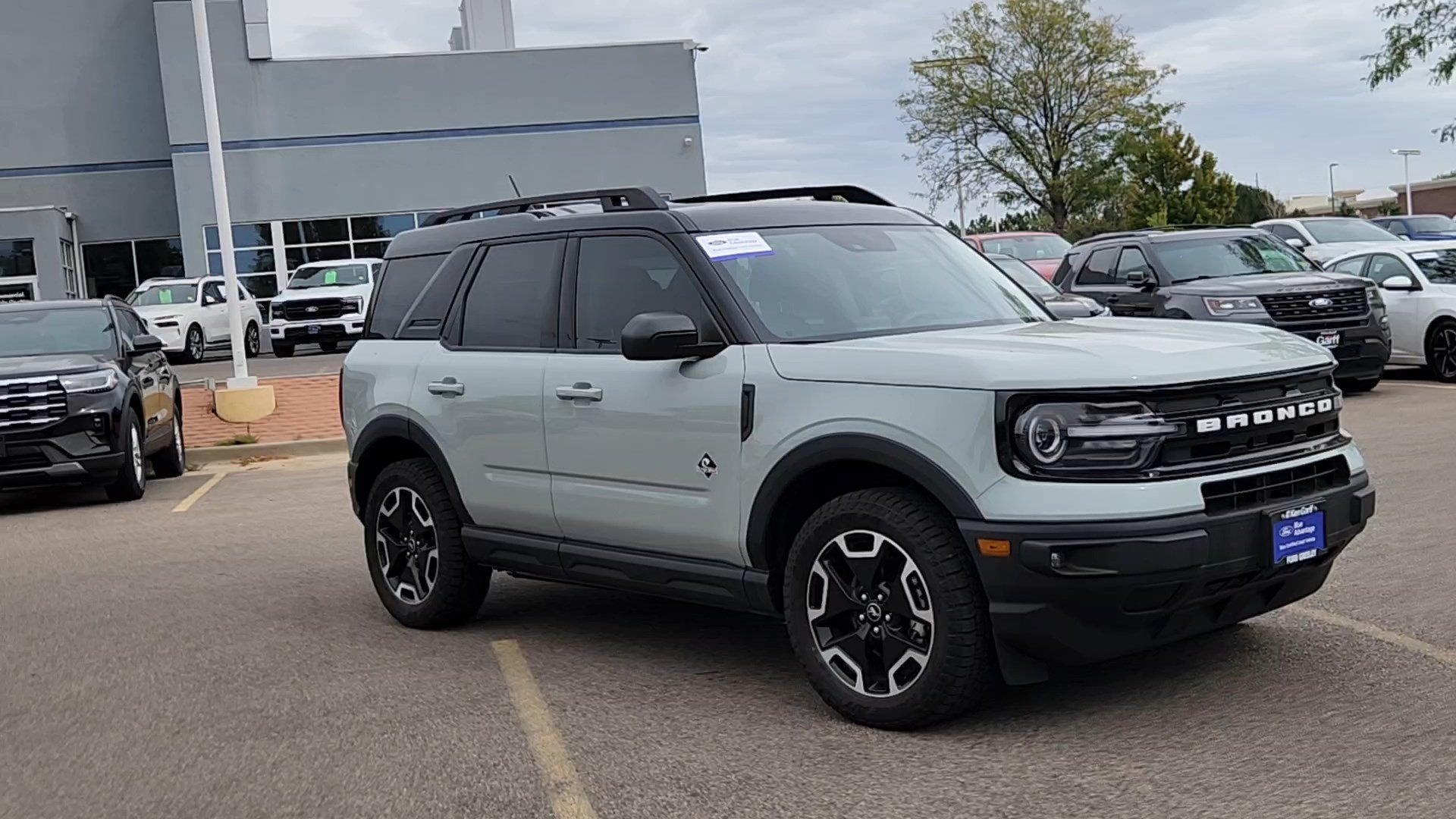 Certified 2023 Ford Bronco Sport Outer Banks AWD/4WD image 8
