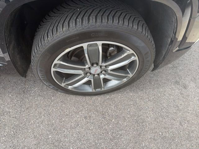 Used 2019 GMC Acadia Denali image 9