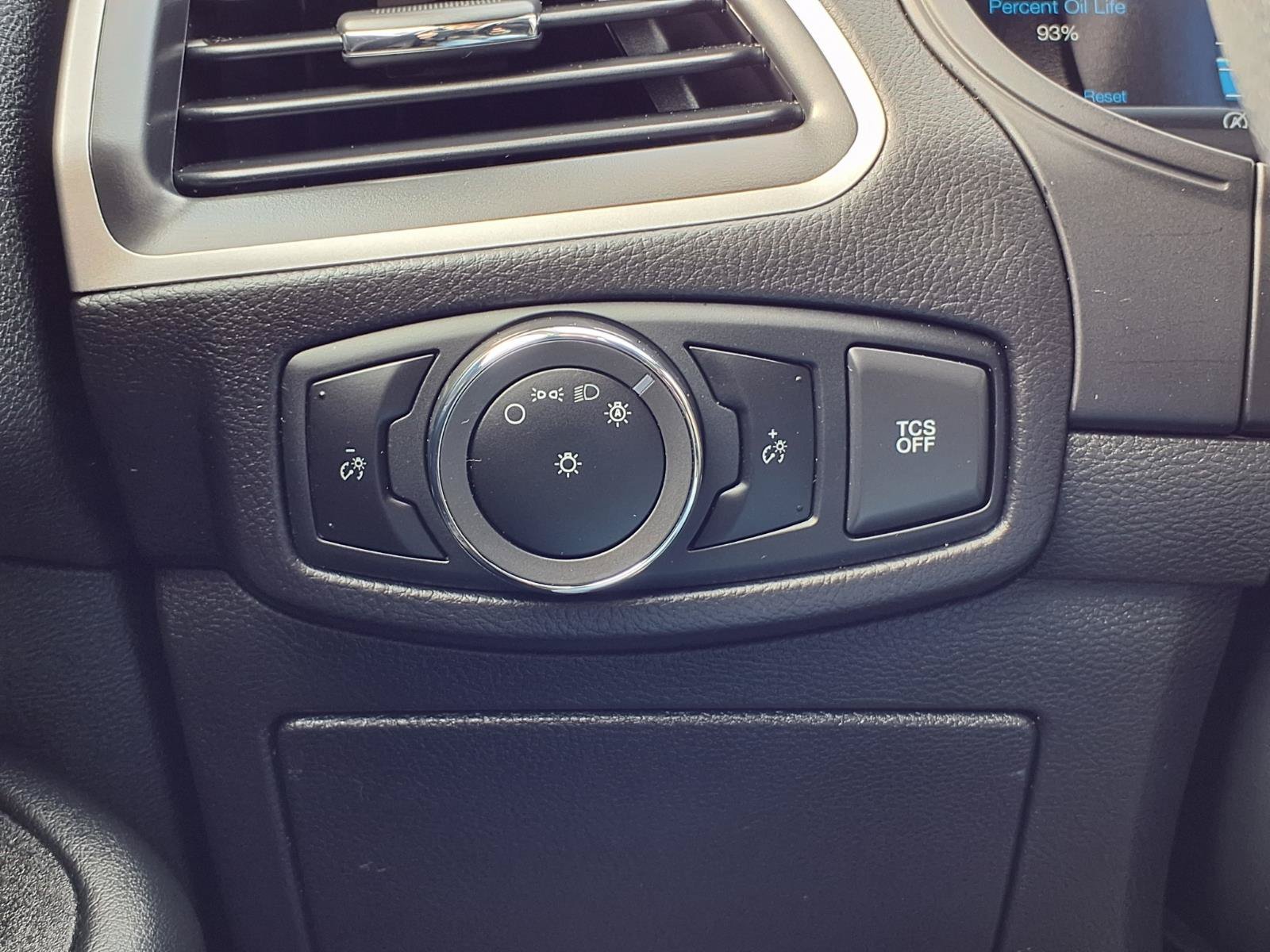 Certified 2024 Ford Edge SEL AWD/4WD image 18