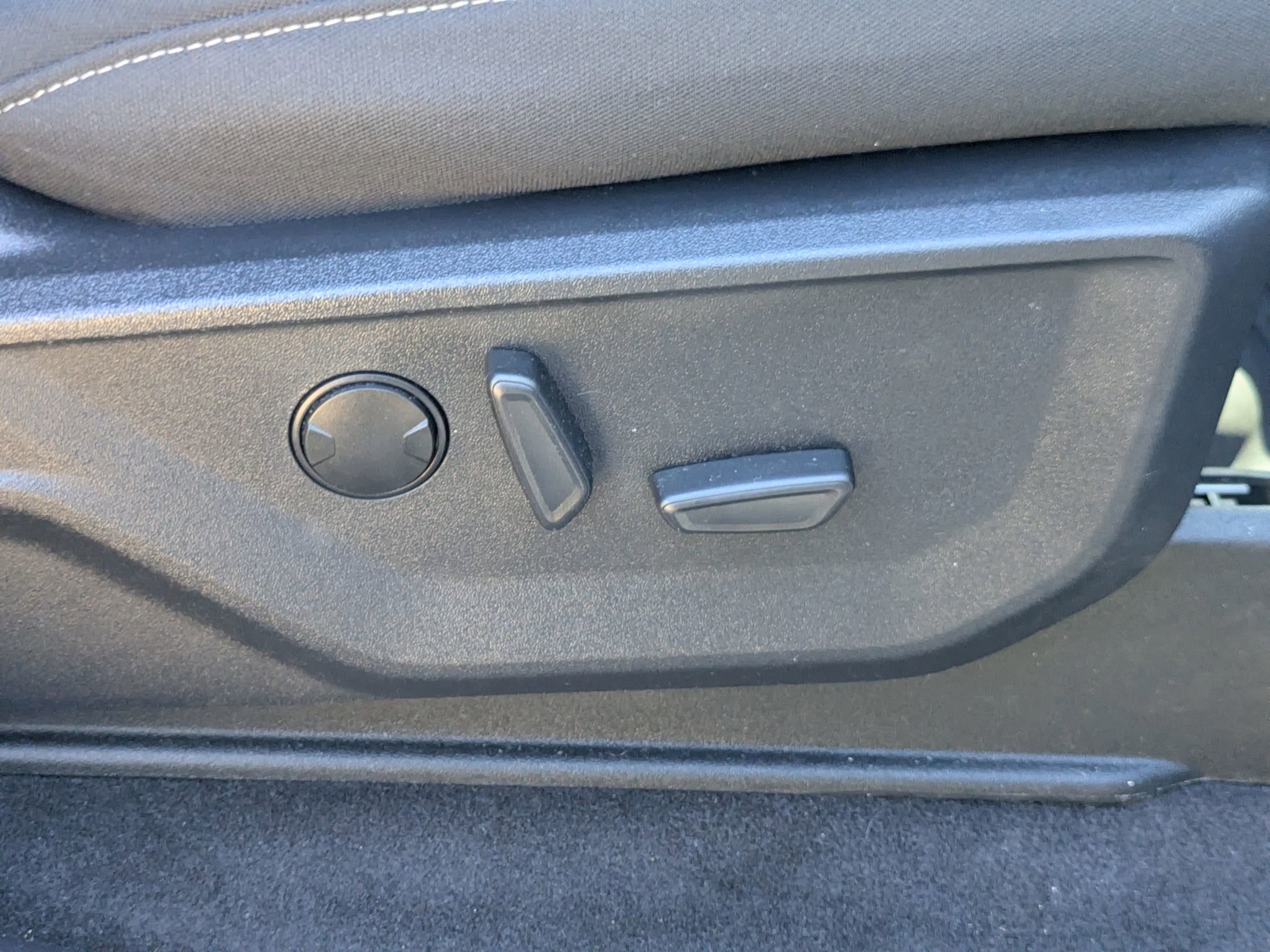 Certified 2023 Ford F150 XLT w/ Equipment Group 302A High image 39