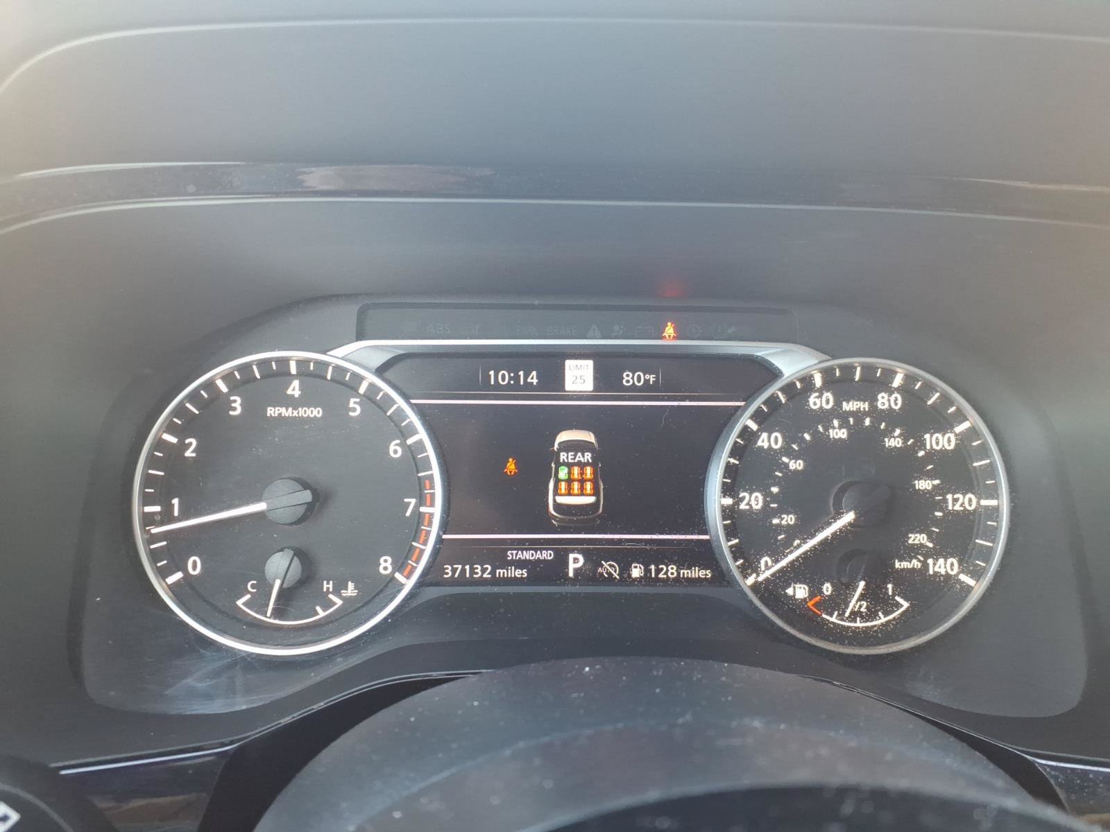 Used 2025 Nissan Pathfinder SL FWD image 26
