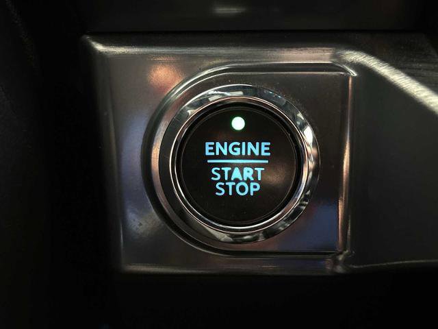 Certified 2021 Ford F150 Lariat w/ Equipment Group 502A High image 16