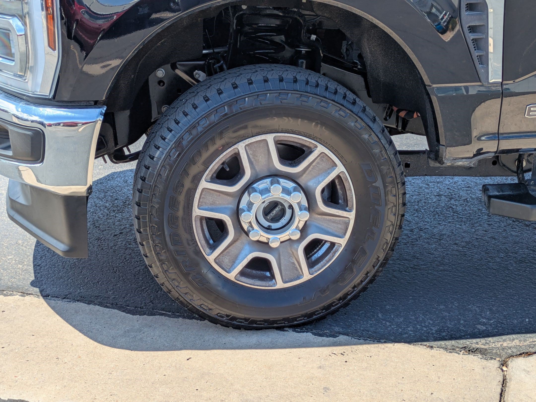 Certified 2025 Ford F250 Lariat AWD/4WD image 11