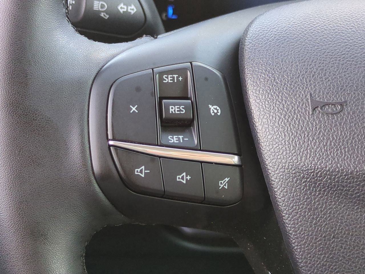 Certified 2025 Ford Maverick XLT w/ XLT Luxury Package image 23