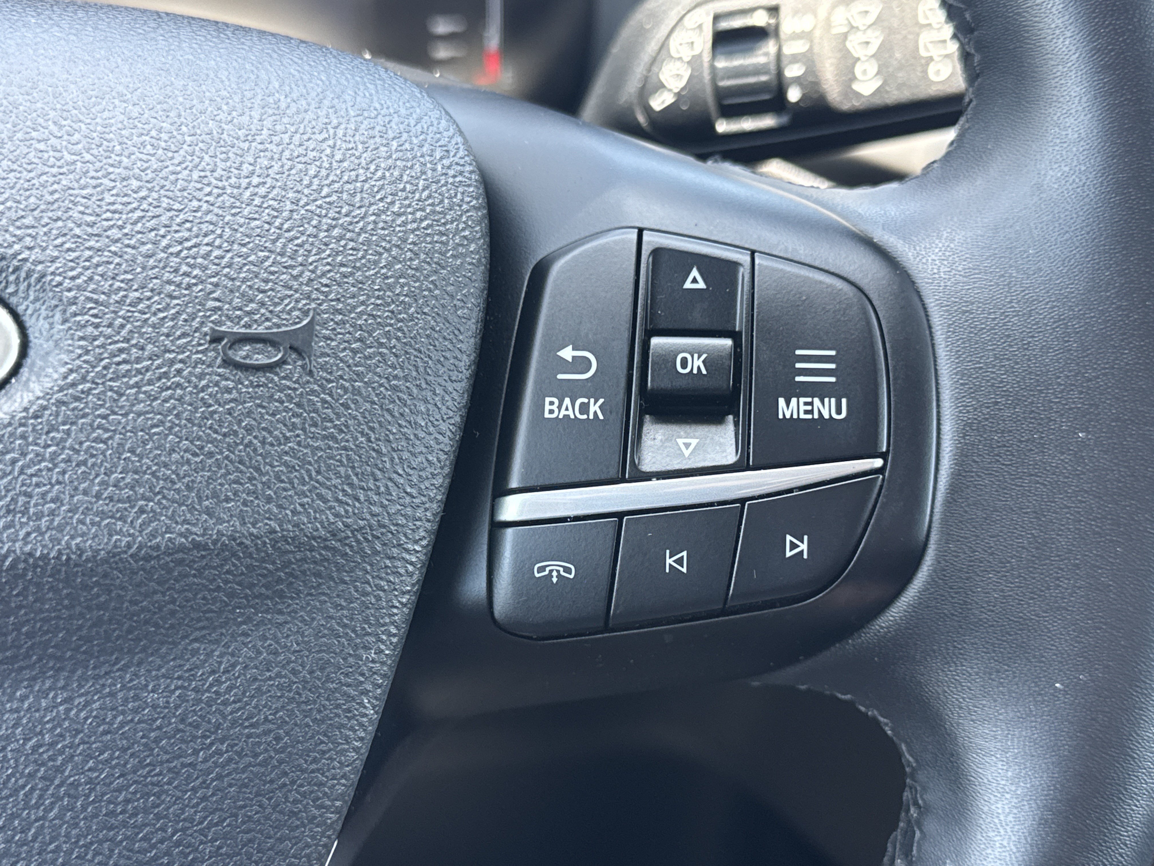 Certified 2023 Ford Escape Active w/ Tech Pack #1 FWD image 17
