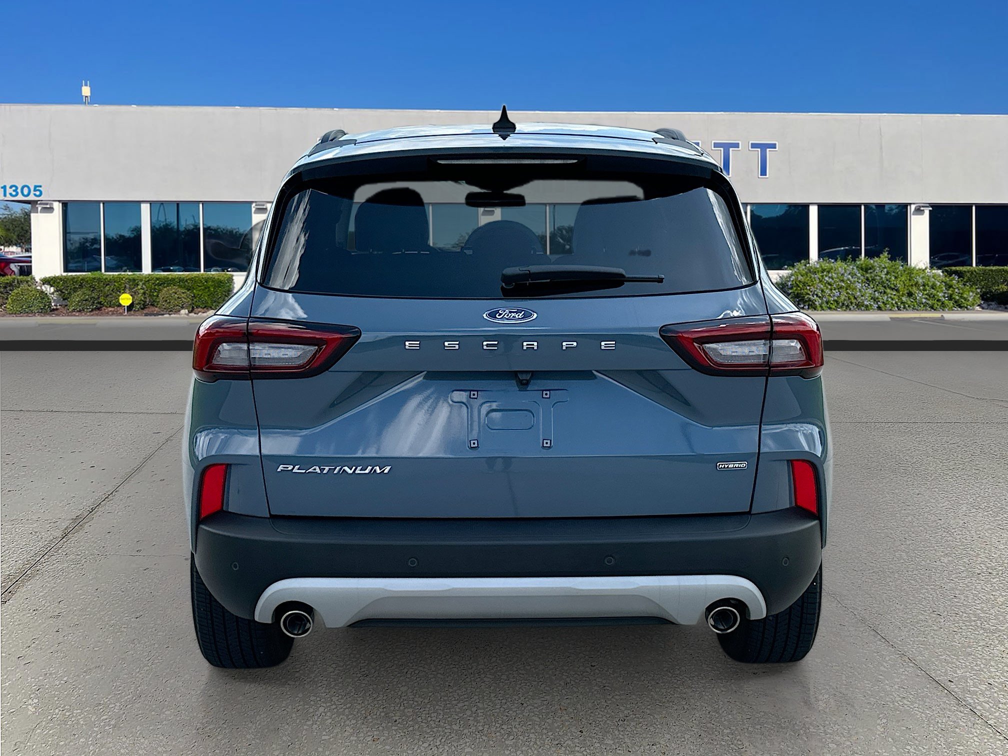 Certified 2025 Ford Escape Platinum w/ Premium Technology Package FWD image 6