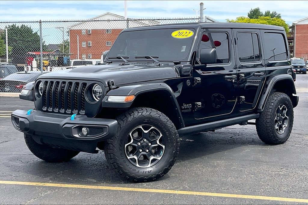 Used 2022 Jeep Wrangler Unlimited Rubicon 4xe w/ Cold Weather Group AWD/4WD image 10