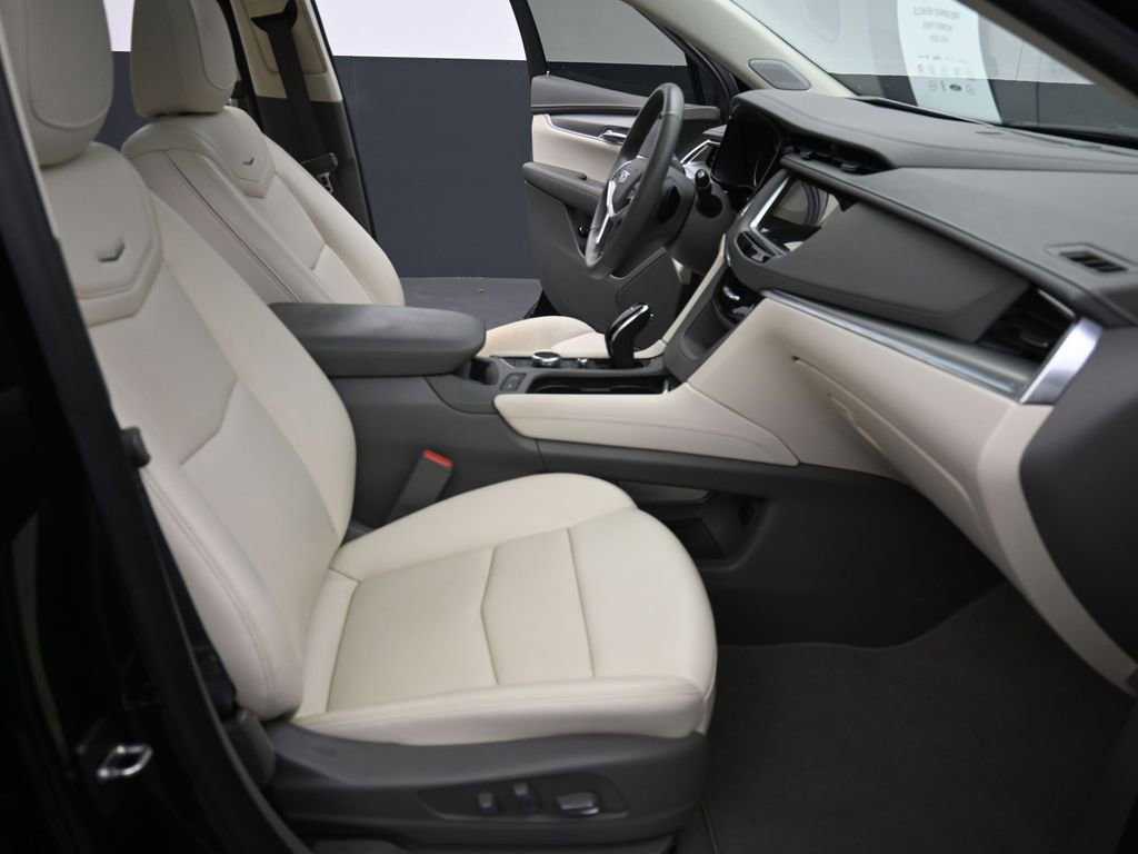 Used 2023 Cadillac XT5 Premium Luxury w/ LPO, Floor Liner Package image 14