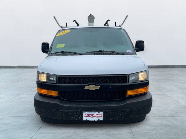 Used 2022 Chevrolet Express 2500 w/ Driver Convenience Package RWD image 2
