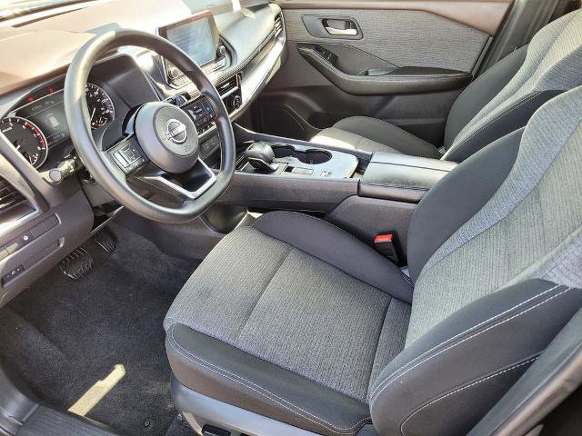 Used 2022 Nissan Rogue SV FWD image 13