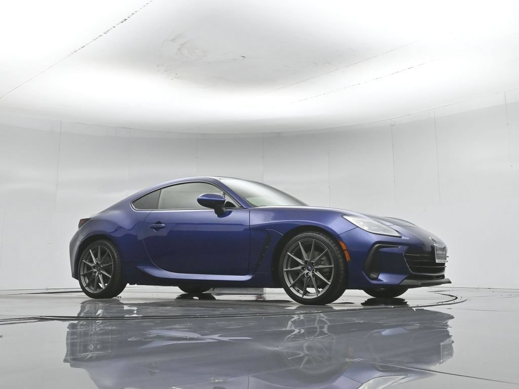 Used 2022 Subaru BRZ Limited RWD image 3