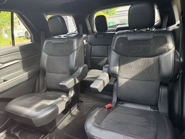 Certified 2025 Ford Explorer ST AWD/4WD image 23
