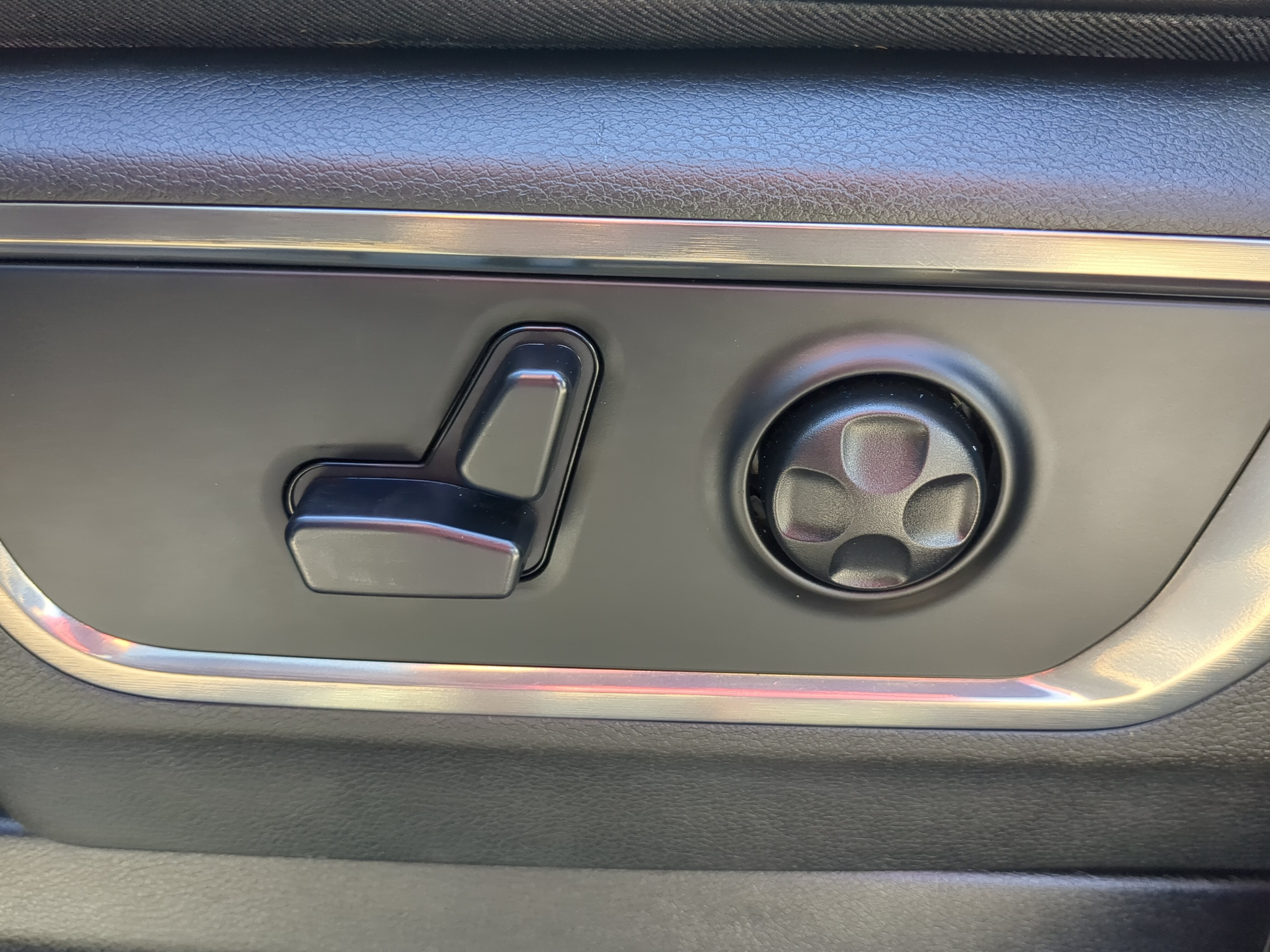 Used 2020 RAM 1500 Limited RWD image 30