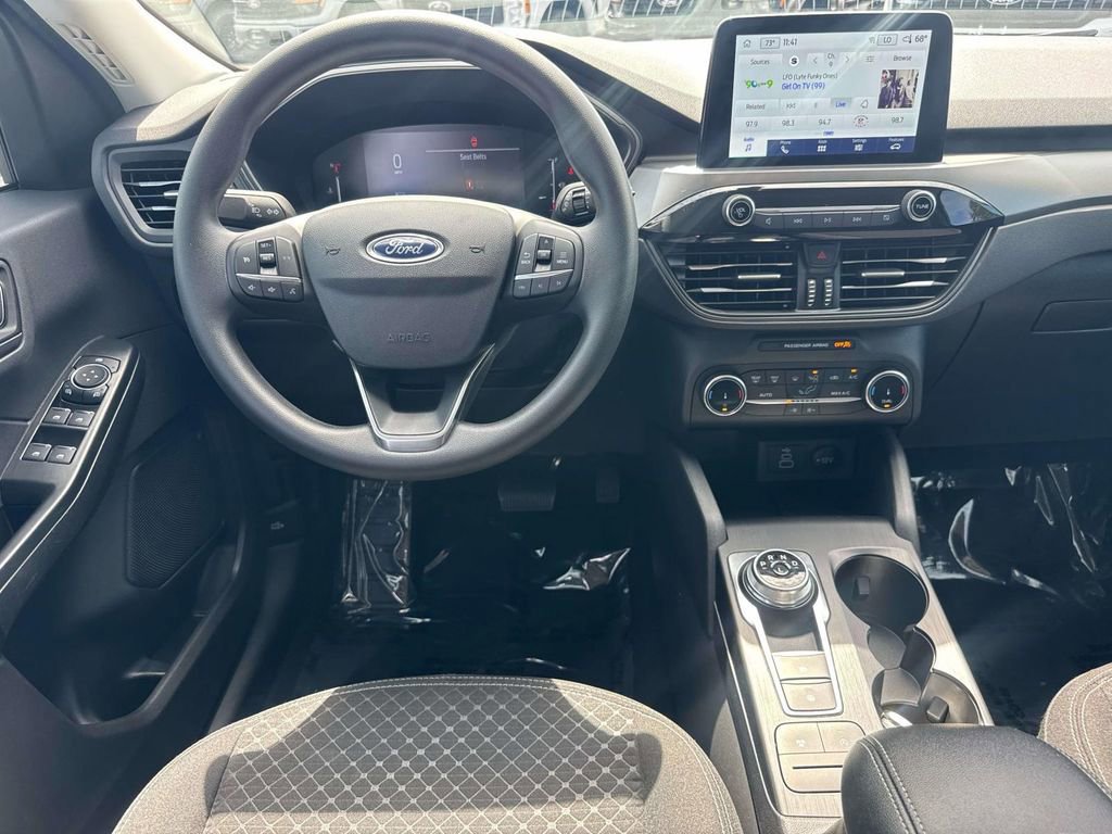 Certified 2025 Ford Escape Active image 13