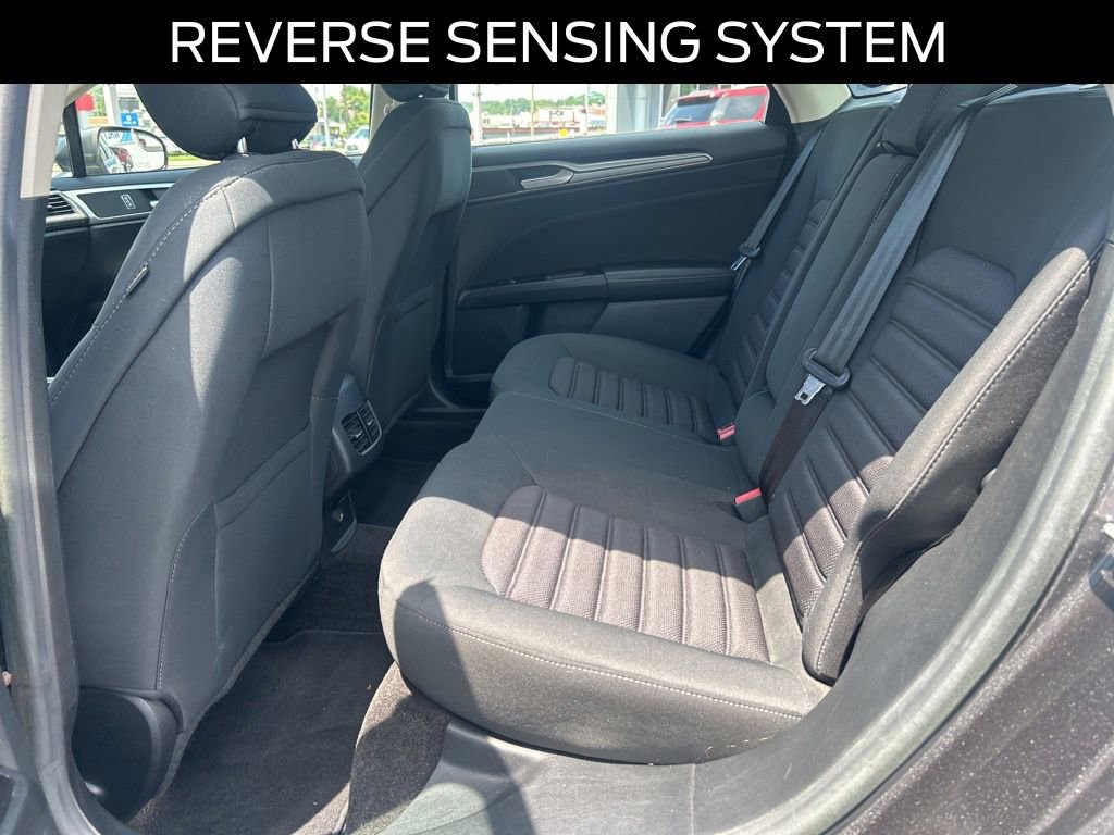 Certified 2017 Ford Fusion SE w/ Fusion SE Technology Package FWD image 23