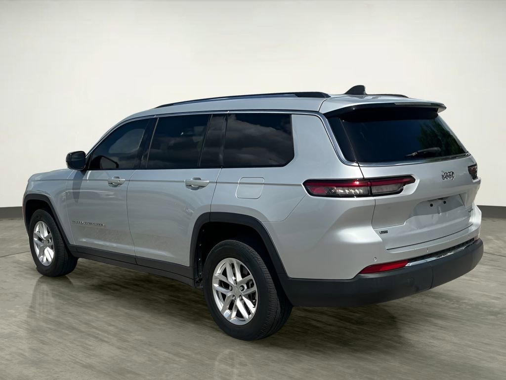 Used 2021 Jeep Grand Cherokee L Laredo w/ Luxury Tech Group I image 4