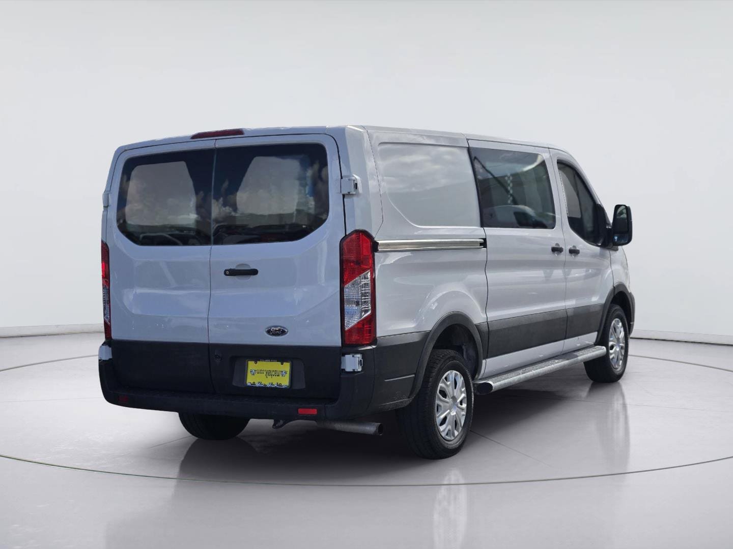 Certified 2022 Ford Transit 250 Low Roof w/ Exterior Upgrade Package RWD image 8