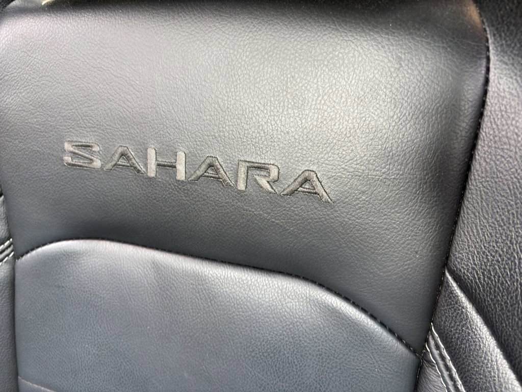 Used 2021 Jeep Wrangler Unlimited Sahara w/ Cold Weather Group image 13